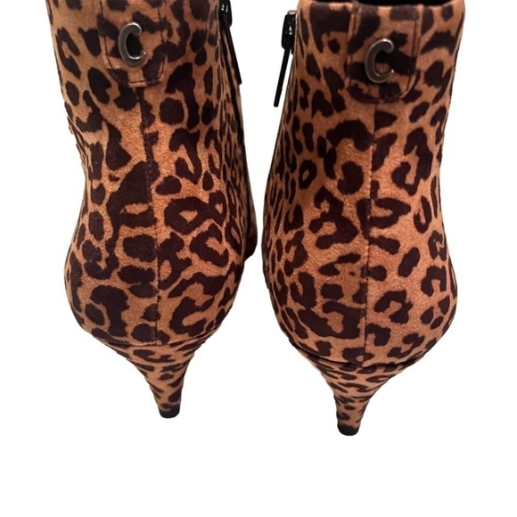 New! Circus by Sam Edelman Kirby Ankle Microsuede Leopard Boot - Picture 6 of 7
